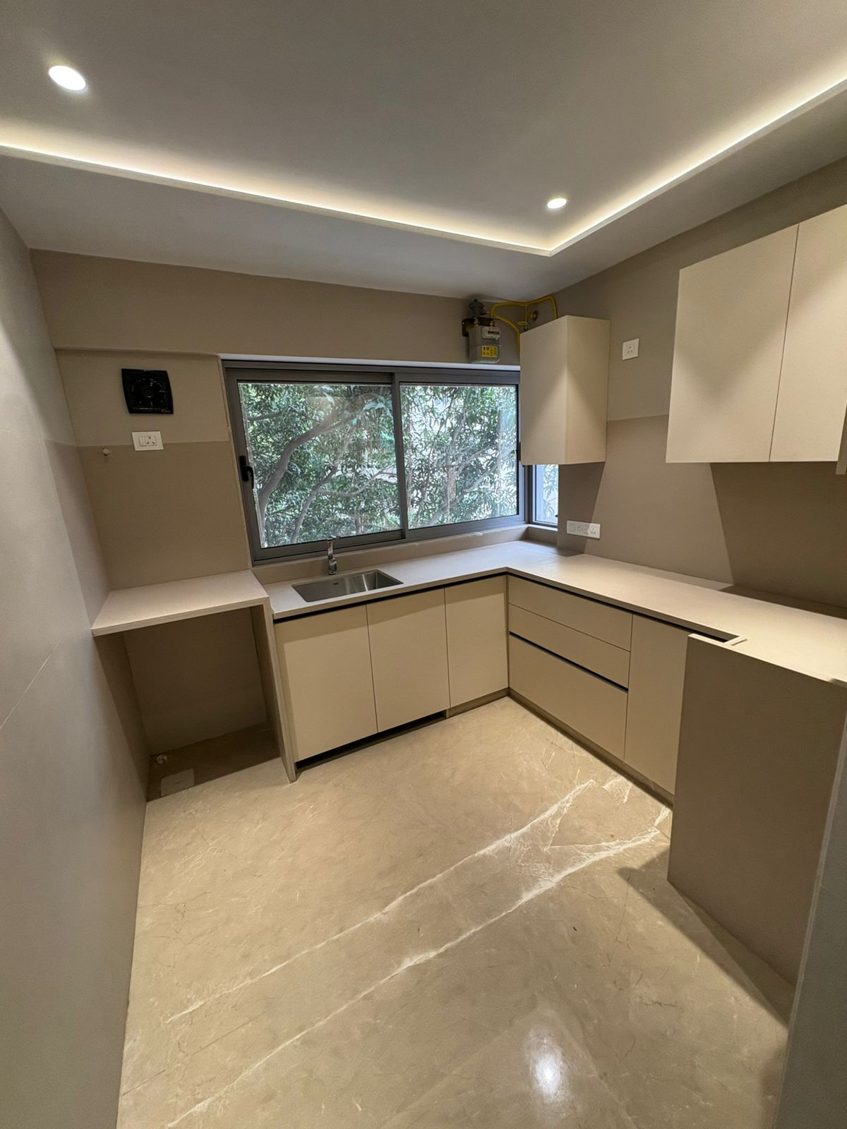 3 BHK Flat on Rent in Santacruz West - Ekam