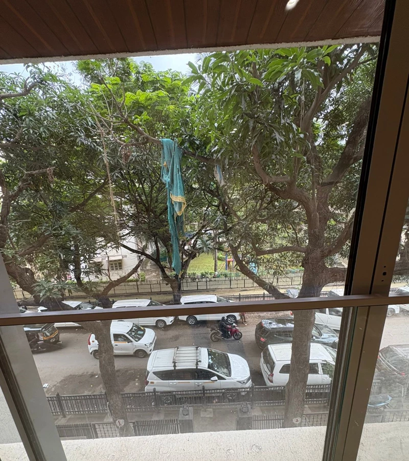 7 - Ekam, Santacruz West