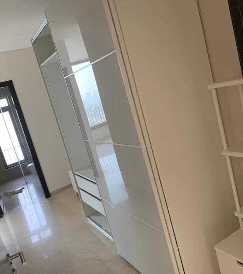 P21 - Oberoi Prisma, Andheri East