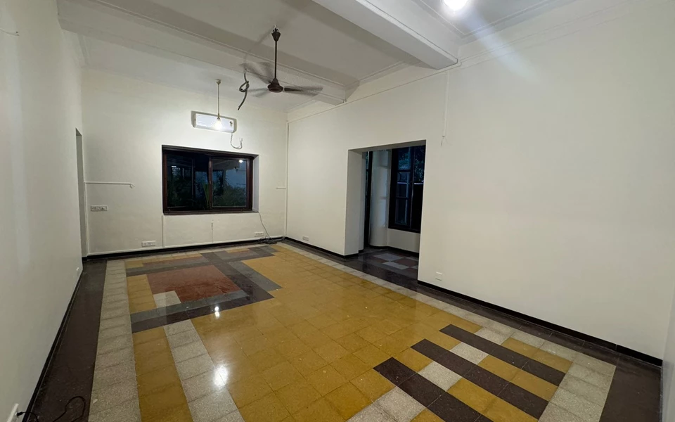 M10 - Marlboro House, Tardeo