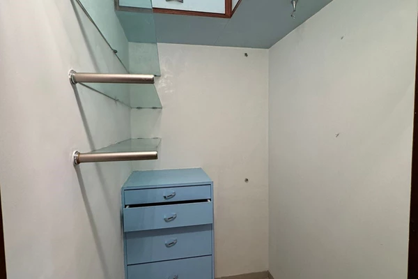 Flat on rent in Marlboro House, Tardeo