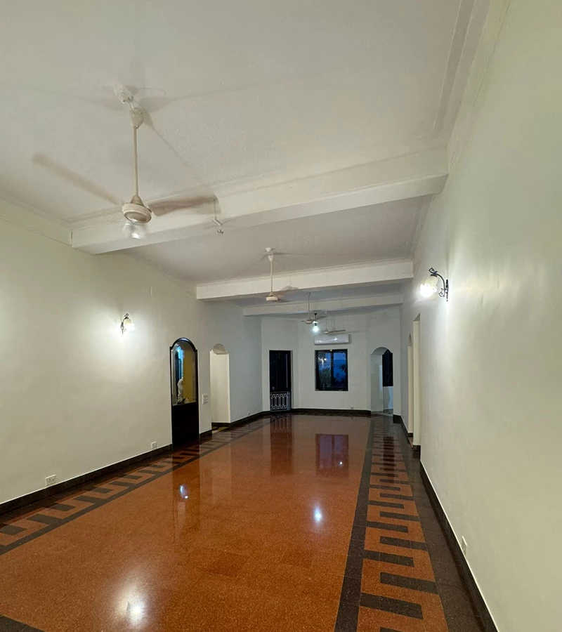 M6 - Marlboro House, Tardeo