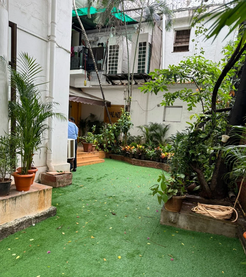 M8 - Marlboro House, Tardeo