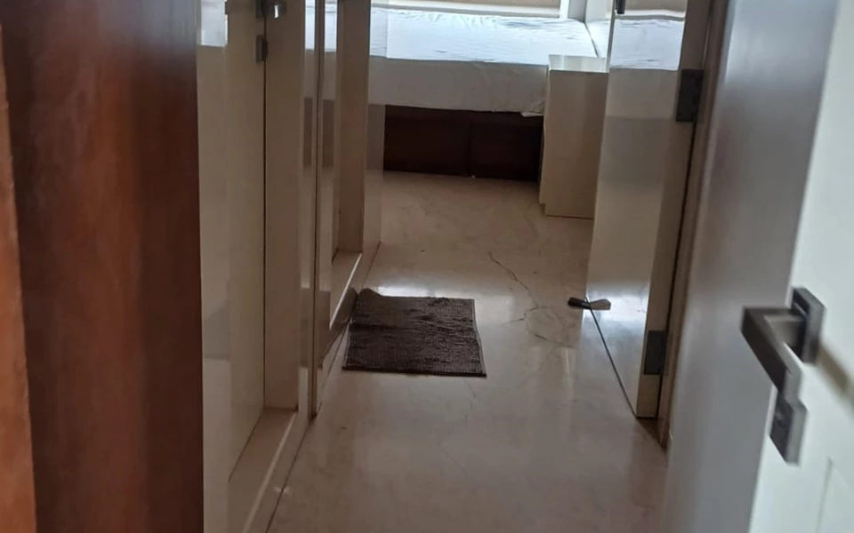 6 - Dani Sadan, Walkeshwar