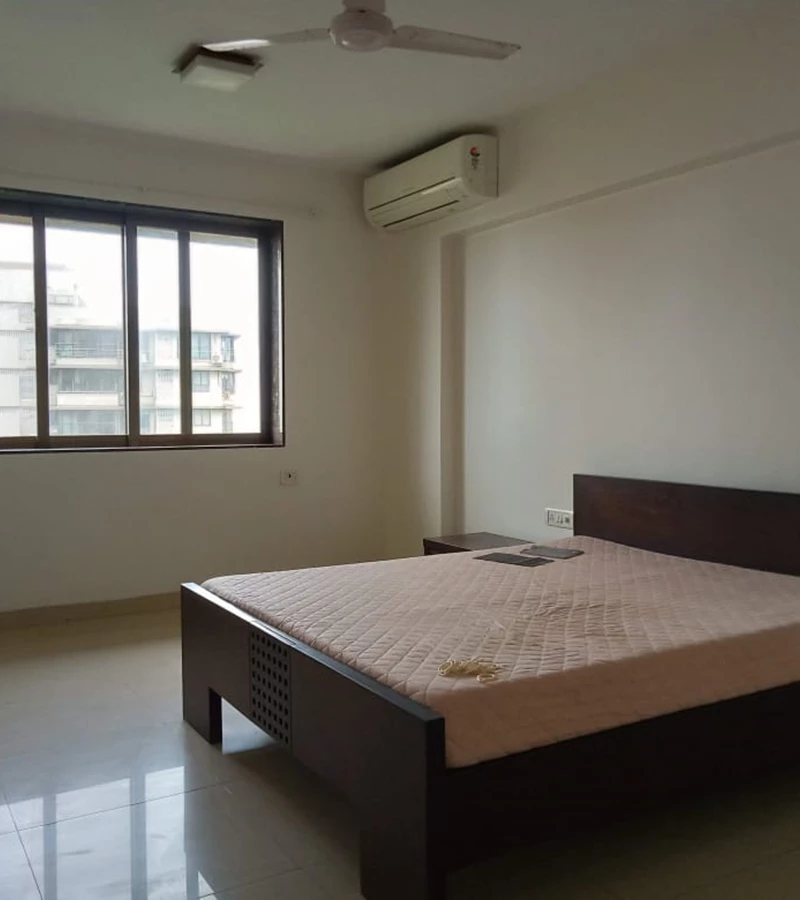 16 - Balmoral Hall, Bandra West