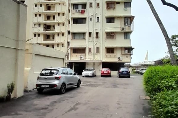 Flat on rent in Sea Palace , Juhu