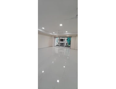 1 - Parinee Aria, Juhu