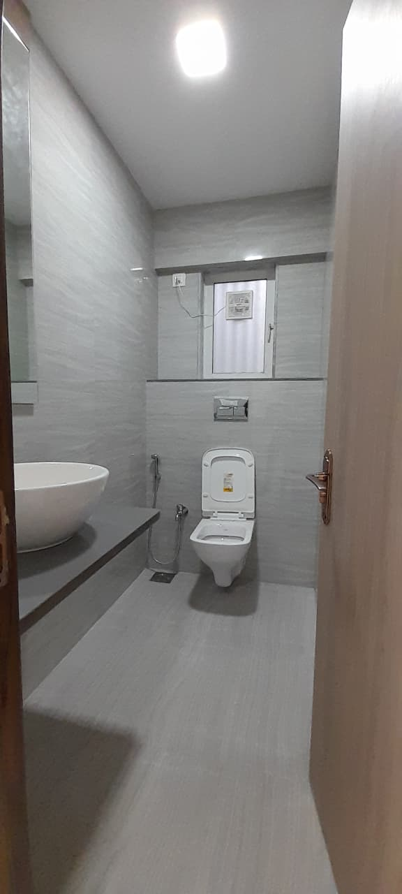 6 - Parinee Aria, Juhu