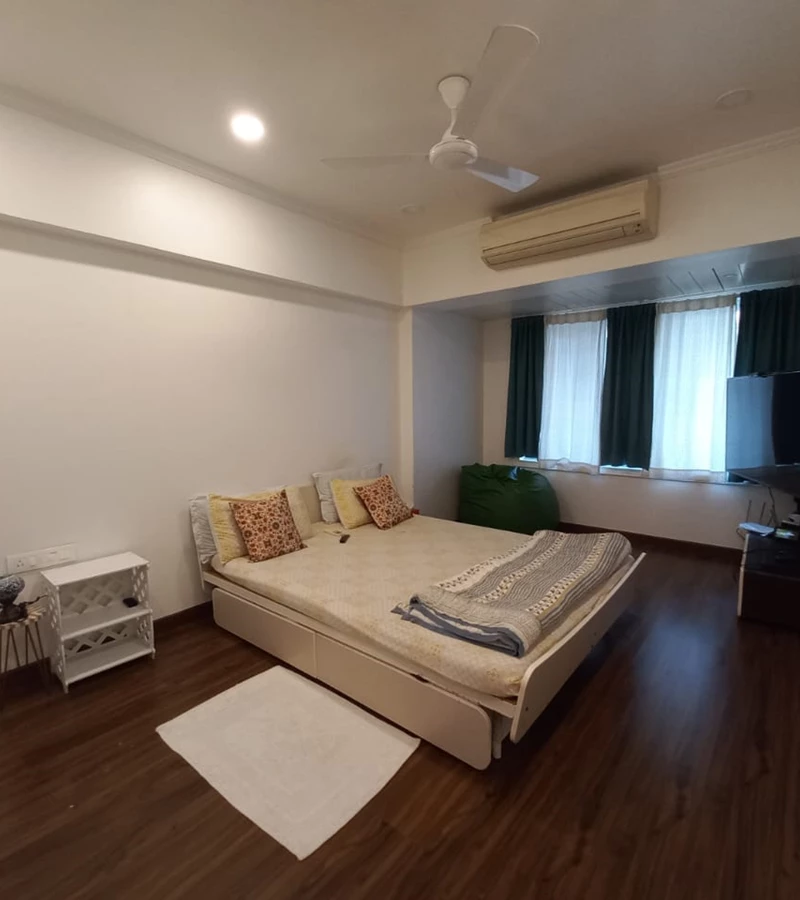 8 - Vishnu Dham, Khar West