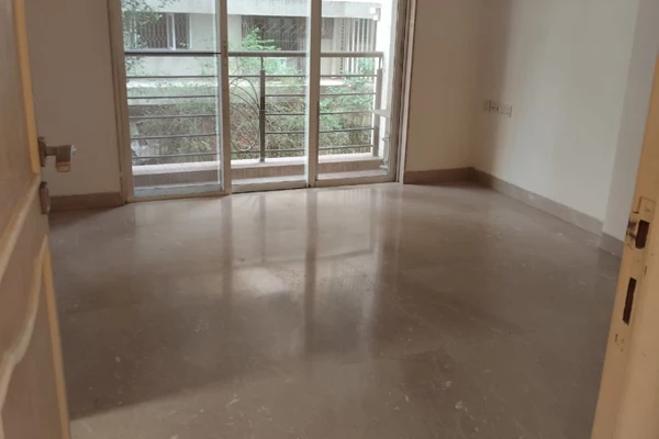 Flat on rent in Zahra Court, Khar West