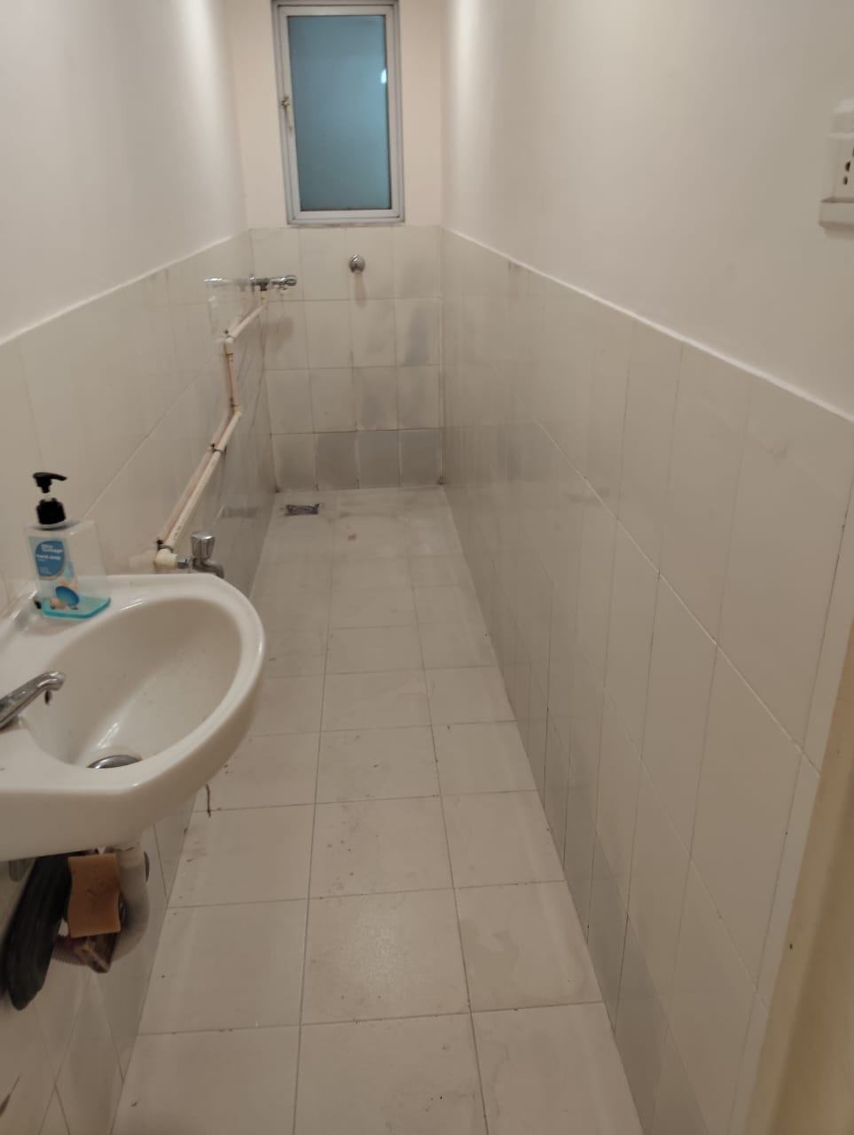 2 - Zahra Court, Khar West