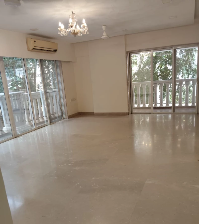 4 - Zahra Court, Khar West