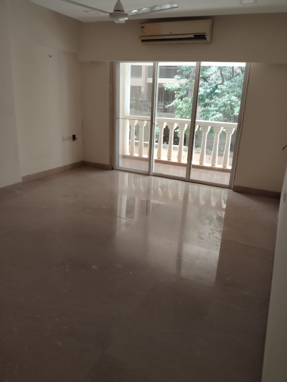 6 - Zahra Court, Khar West