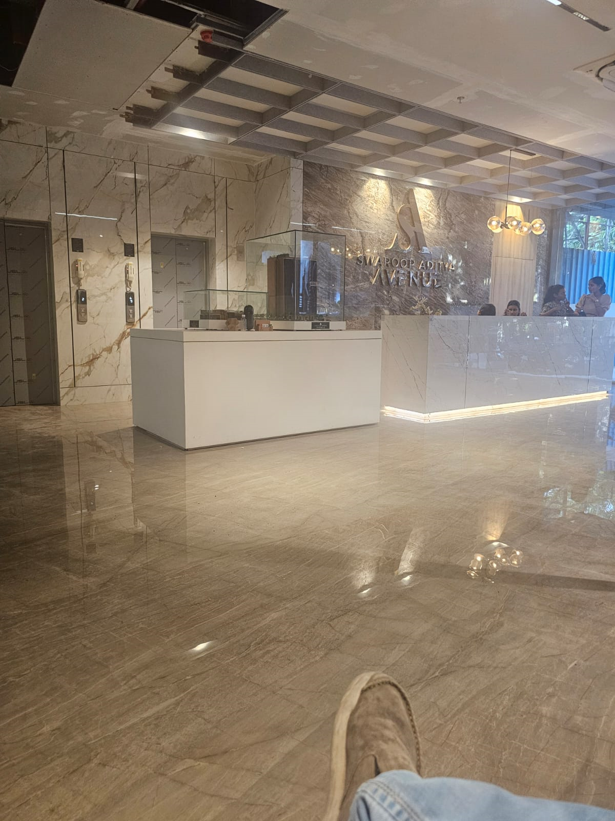 Office Space Office on Rent in Andheri East - Swaroop Aditya Avenue