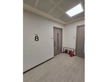 Turf2 - Prestige Turf Tower, Mahalaxmi