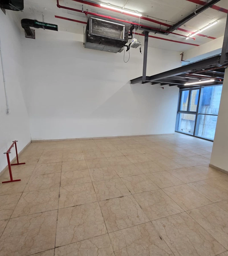Turf5 - Prestige Turf Tower, Mahalaxmi