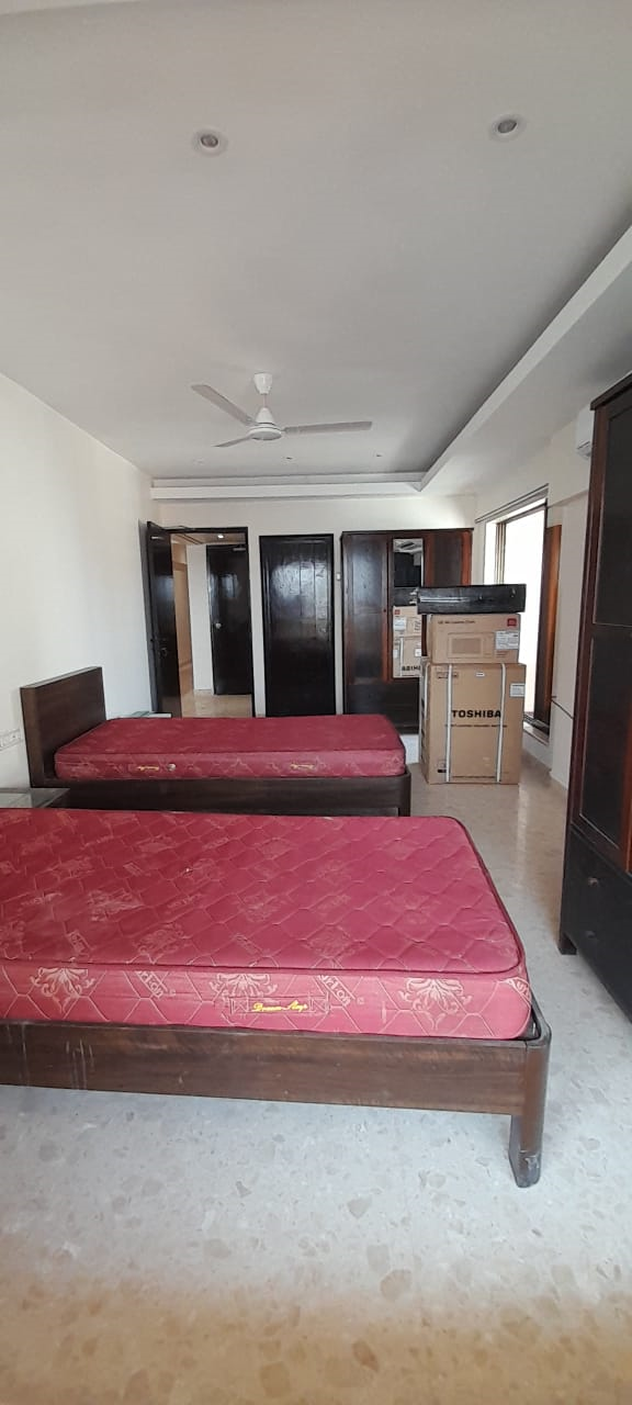 12 - Virgo Heights, Khar West