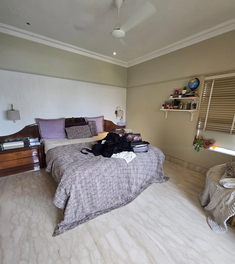 A10 - Petit Tower   , Breach Candy