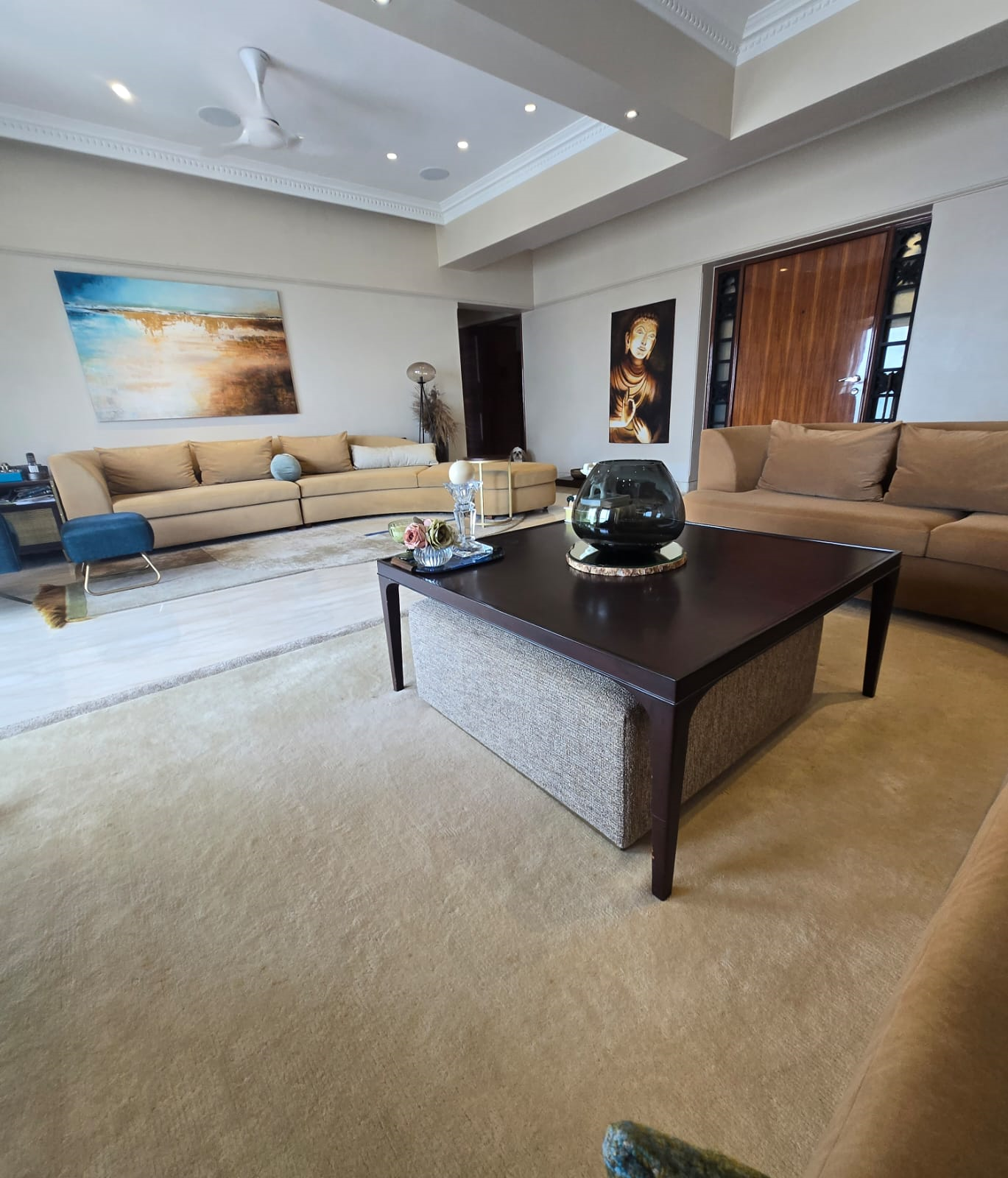 A14 - Petit Tower   , Breach Candy