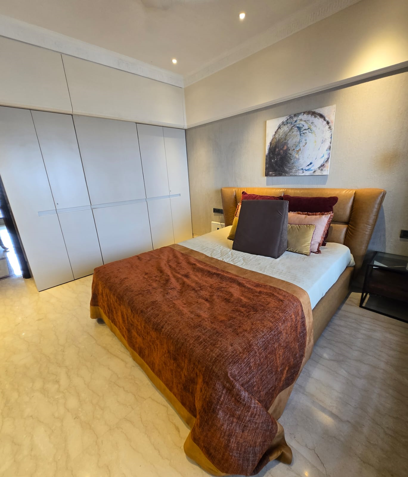 A19 - Petit Tower   , Breach Candy