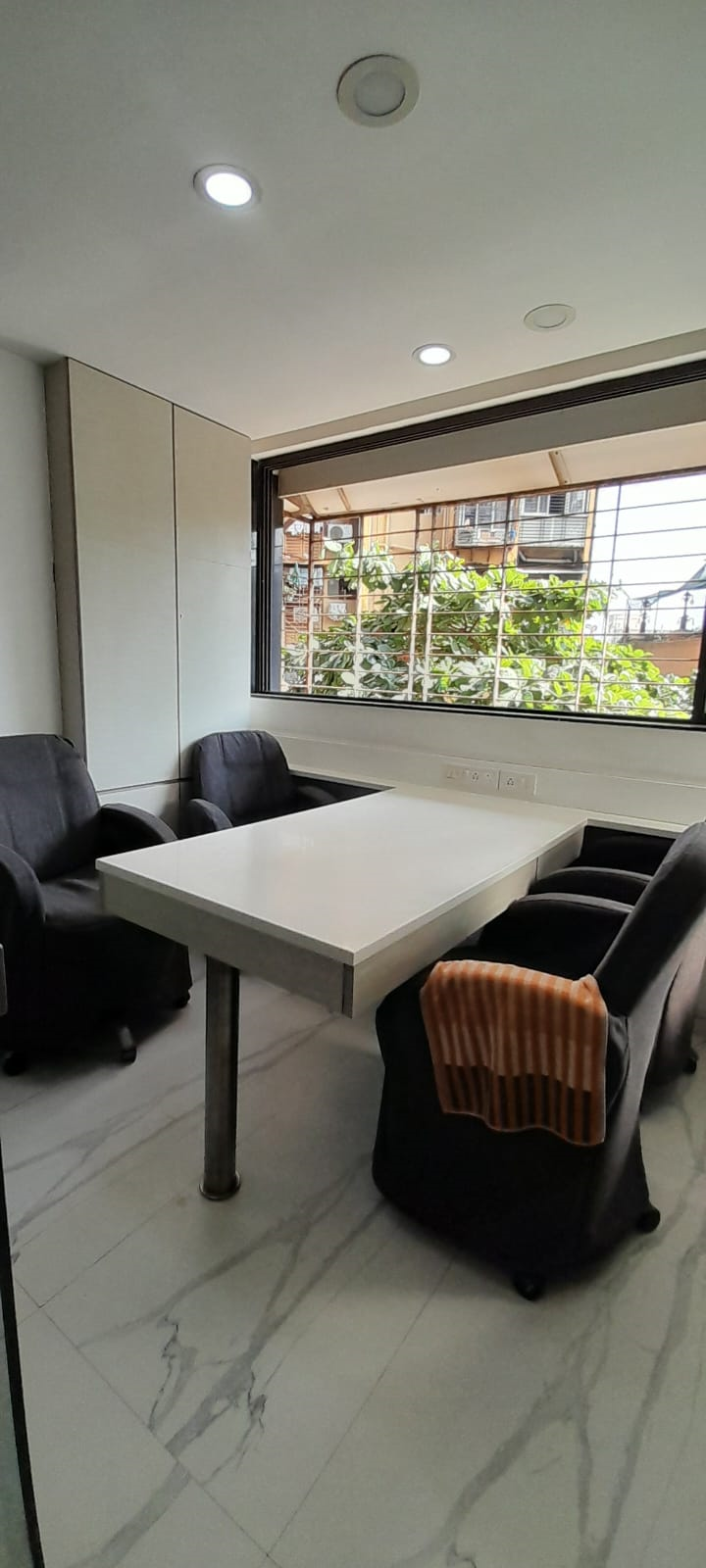 4 BHK Flat on Rent in Khar West - Wigwam