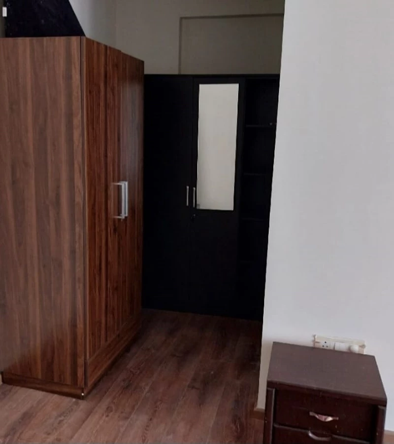 V11 - Mahindra Vivante, Andheri East