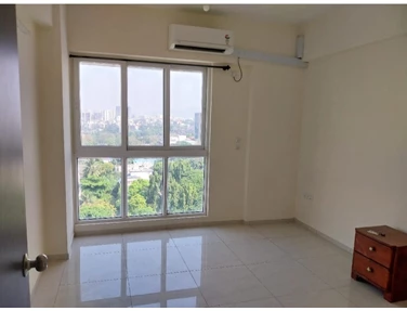 V2 - Mahindra Vivante, Andheri East