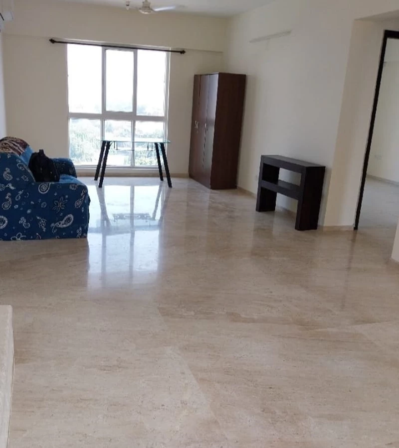 V5 - Mahindra Vivante, Andheri East