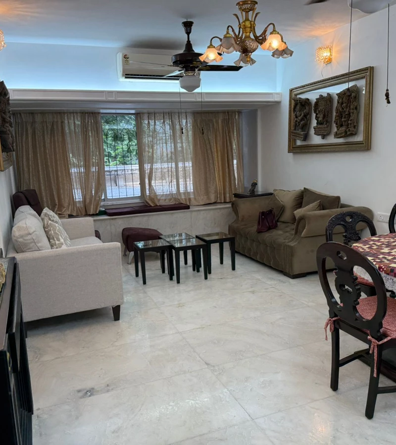 M1 - Hill Post, Bandra West