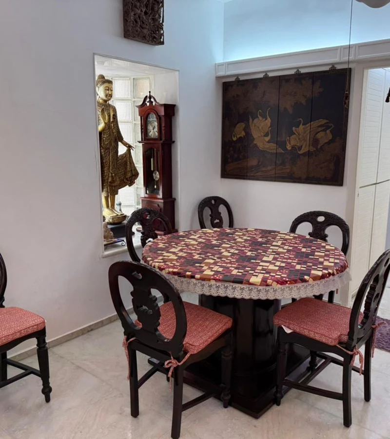 M7 - Hill Post, Bandra West