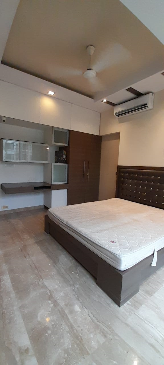 10 - Anand Ashram, Khar West