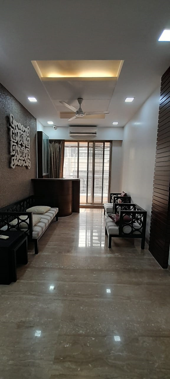 18 - Anand Ashram, Khar West