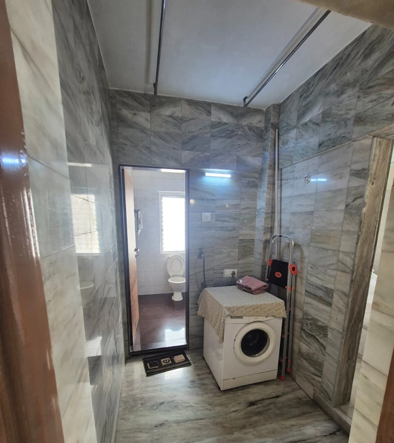 12 - Sarkar Avenue, Santacruz West