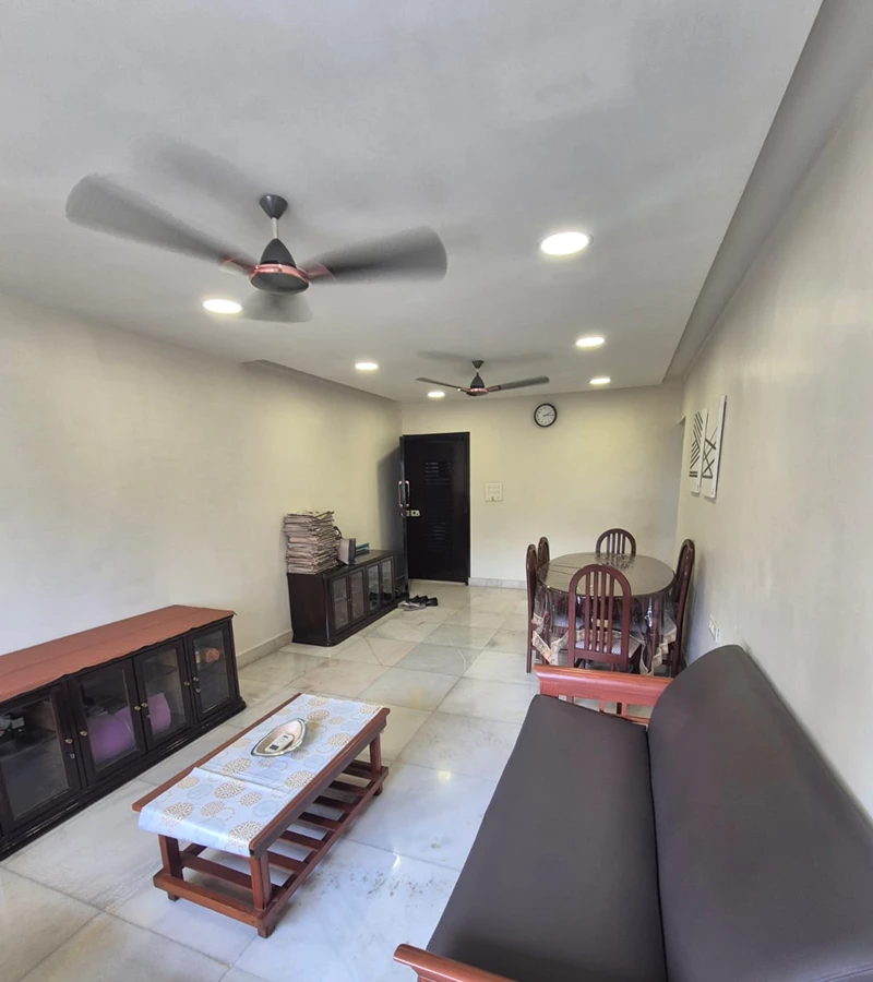 15 - Sarkar Avenue, Santacruz West