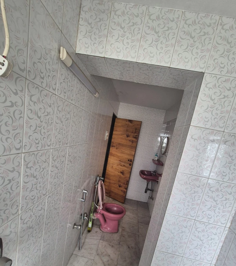 3 - Sarkar Avenue, Santacruz West