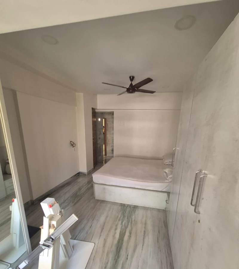 6 - Sarkar Avenue, Santacruz West