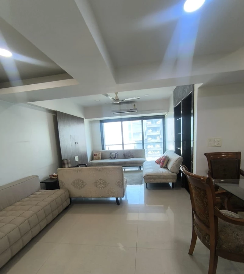 14 - Krimson Aurum, Santacruz West